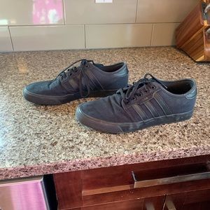 Adidas men’s Skateboarding shoe